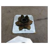 Lot of Decorative Glass Flowers and Ornaments