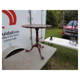 Antique Mahogany Tilt-Top Tripod Table