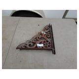 Decorative Iron Shelf Bracket