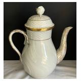 Five Vintage Teapots by Georges Briard, Wedgwood, Pfaltzgraff and More!