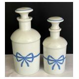 Two Porcelaine D