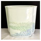 Thomas Vase