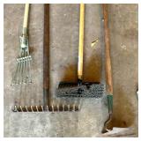 Long Handled Tool Lot