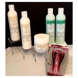 New Beauty Gift Set Including Head 2 Toe Shower Gel and More!