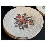 Set of 8 Wedgewood Plates Eturia England
