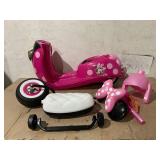 Disney Minnie Mouse 6V Euro Scooter Ride-on Battery-Powered Toy for Girls, Ages 1.5+ Years