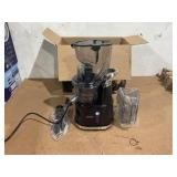 Aeitto Cold Press Juicer, Juicer Machines with 3.3" Large Feed Chute,