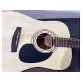 Cort Standard Sersies AD810 Guitar