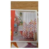 Set of 2 Floral Print Shower Curtains