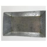 10" Metal Tin