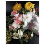 DECOR - Assortment of Faux Flowers