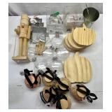 Variety of Fillable, Paintable & Write-on Holiday Crafts