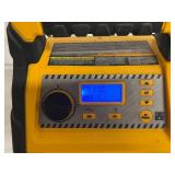 CAT - 3 in 1 Professional Power Station with Jump Starter and Compressor - 4 USB Ports and Outlet