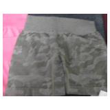 2 Pairs NWT Gym Wolf Ladies Medium ...