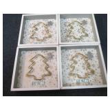 4 Holiday Décor Items...