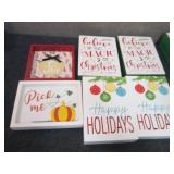 6 Holiday Décor Items...