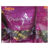 6- 7 oz HyVee Cranberry Nut Trail M...