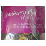 6- 7 oz HyVee Cranberry Nut Trail M...