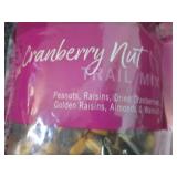 6- 7 oz HyVee Cranberry Nut Trail M...