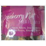 6- 7 oz HyVee Cranberry Nut Trail M...