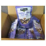 6- Clover Valley Cookies & Crème T...