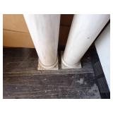 2 Wood Colum