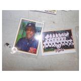 Huge American league Centeral  Baseball Card Lot