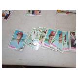 Huge National  league East Baseball Card Lot