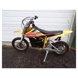 Razor Electric Dirt Bike with Charger tested and works