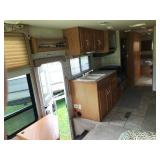 2005 Damon Challenger 33ft Motorhome