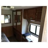 2005 Damon Challenger 33ft Motorhome