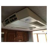 2005 Damon Challenger 33ft Motorhome
