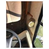 2005 Damon Challenger 33ft Motorhome
