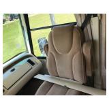 2005 Damon Challenger 33ft Motorhome