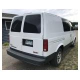 2005 GMC Safari AWD Cargo Van