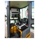 AGT Industrial QK18RXS-C Mini Excavator w/Hydraulic Thumb & Side Swing Boom, Enclosed Cab w/AC
