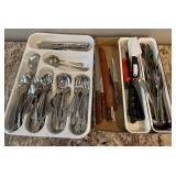 Eighty-Seven Piece Libby Flatware Set
