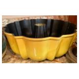 Twenty-Six Piece Baking LOT - cupcake Tins, Cheesecake Pan, Bundt Cake, Mini Loaf