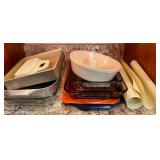 Nine-Piece Baking Pan LOT