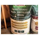 Lot of 3 Lawn Fertilizers - Superior Professional Lawn Fertilizer, Superior General Purpose Fertilizer, and Scotts Lawn Pro Fertilizer