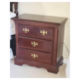 Elegant Mahogany 3-Drawer Nightstand - A