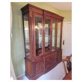 Pennsylvania House - Elegant Luxury Display Cabinet Hutch - Cherry