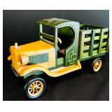 Wooden Dicks Truck Trailer Est 1937 No. 1 Ducks Unlimited
