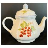 Lovely Vintage Teapot and  Tea Cups by Villeroy & Boch 1978 Cottage Made in Germany