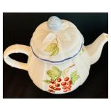 Lovely Vintage Teapot and  Tea Cups by Villeroy & Boch 1978 Cottage Made in Germany