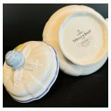 Lovely Vintage Teapot and  Tea Cups by Villeroy & Boch 1978 Cottage Made in Germany