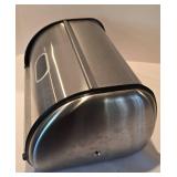 Sleek Stainless Steel Kitchenware Including Belgique