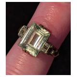 Vintage 10k Art Deco Green Stone Ring