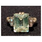 Vintage 10k Art Deco Green Stone Ring