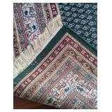 Gorgeous Green Area Rug